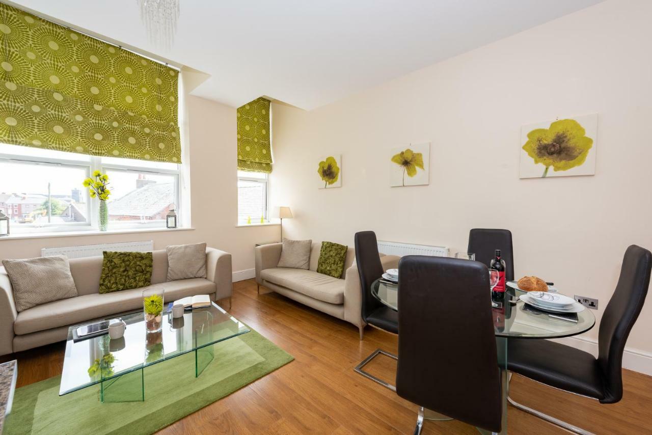 Waterview Deluxe Apartments Barrow-in-Furness Extérieur photo