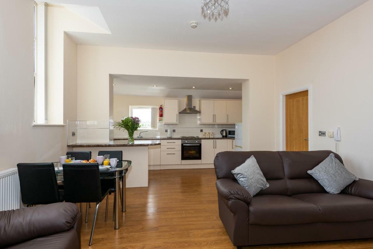 Waterview Deluxe Apartments Barrow-in-Furness Extérieur photo